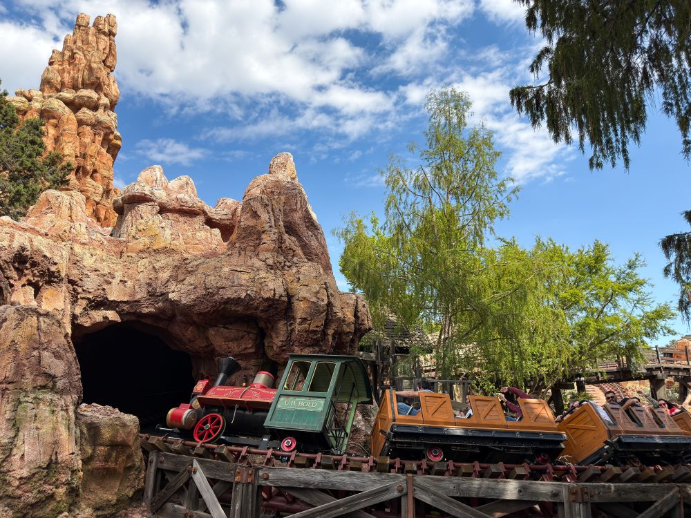 Best Rides at Disneyland